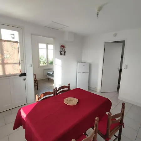 Maison *